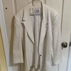 Saddlebred Women's Cream Blazer
